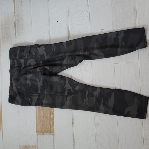 Athleta leggings - Picture 4 of 5